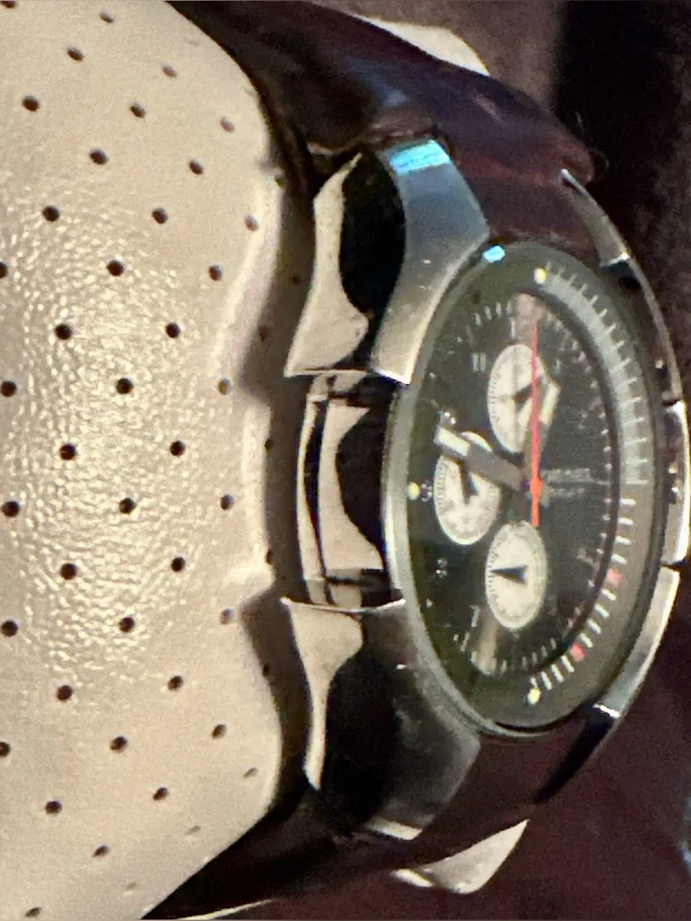 Diesel DZ-4128 Men's Watch with Green Accent and Orange Second Hand Preowned